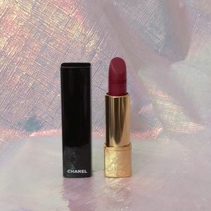 CHANEL Rouge Allure Velvet, 58 ROUGE VIE
